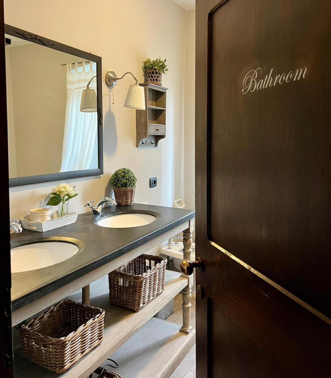 Casa Capanni Alla Fila Cortona Luaran gambar